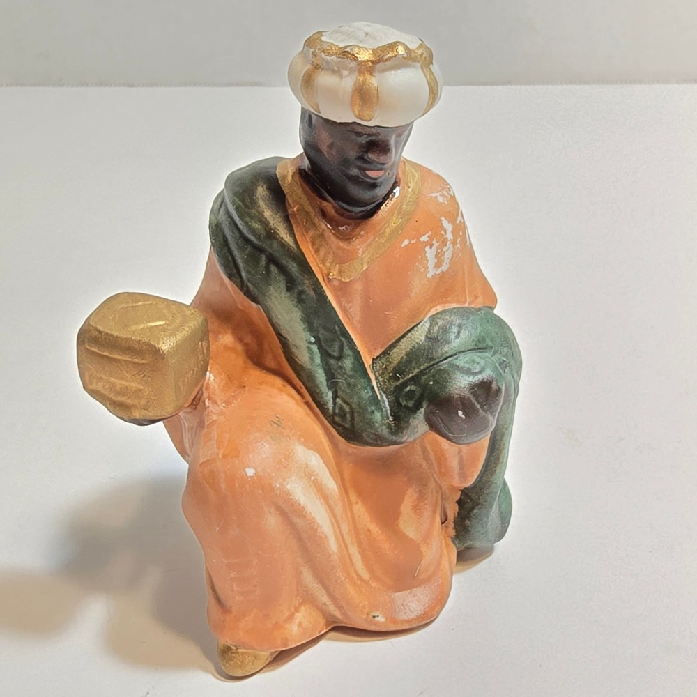 Vintage Kneeling Wise Man Nativity Figurine Gold Gift Ceramic‎